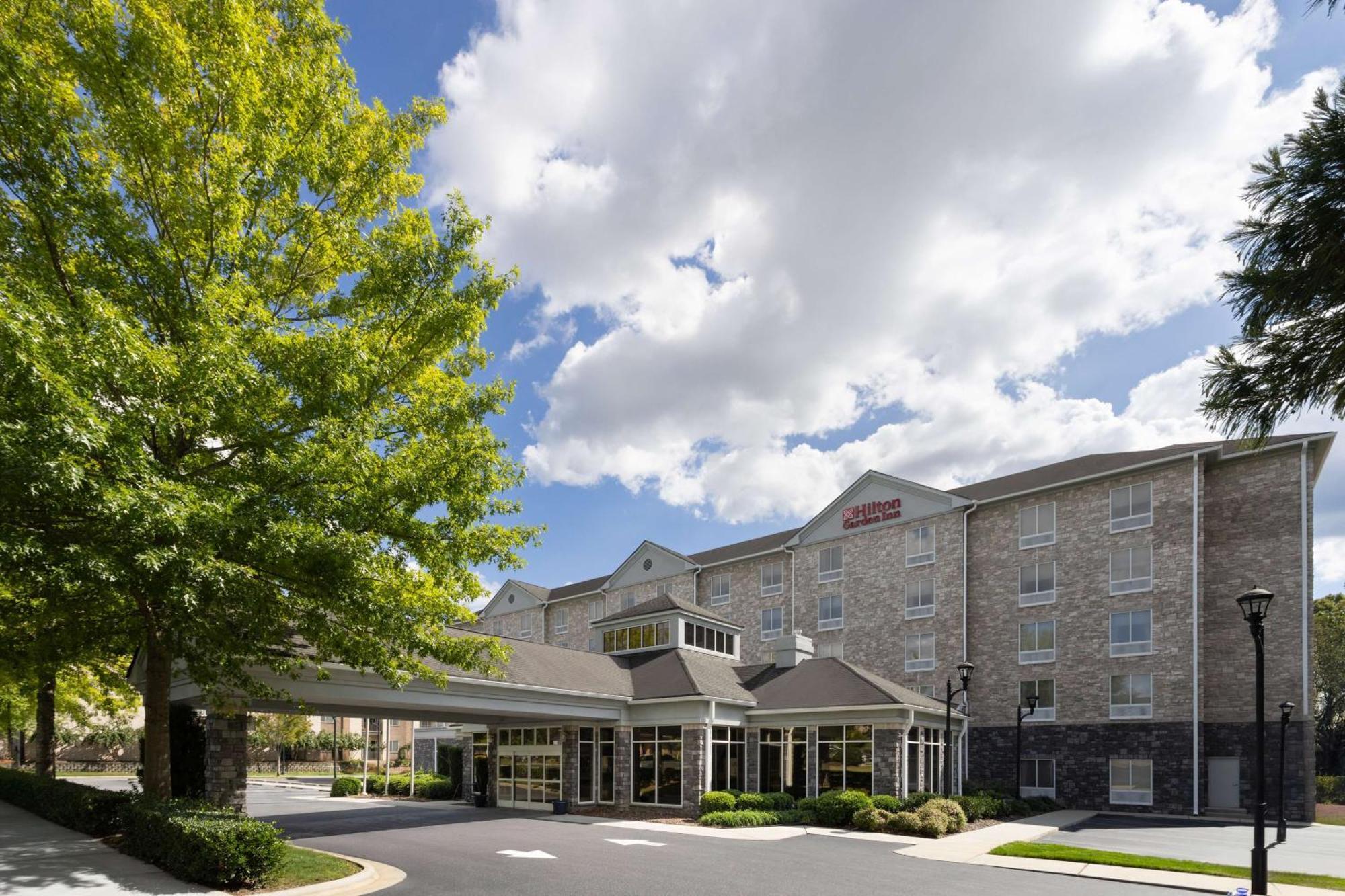 Hilton Garden Inn Winston-Salem/Hanes Mall Exterior foto